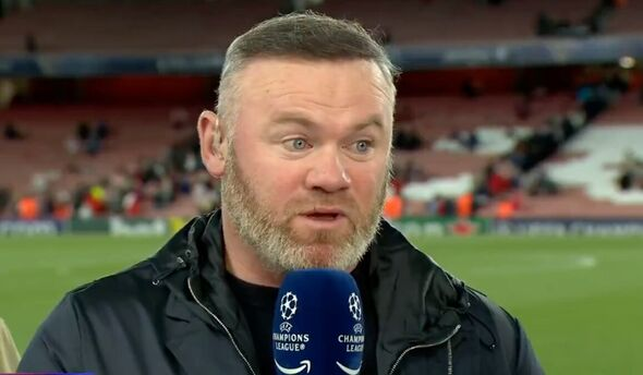 Wayne Rooney, trong vai trò bình luận viên, không ngần ngại nói thẳng: “PSG vượt trội về chiến thuật lẫn tinh thần. Arsenal nên cảm thấy may mắn vì chỉ thua 0-1.”