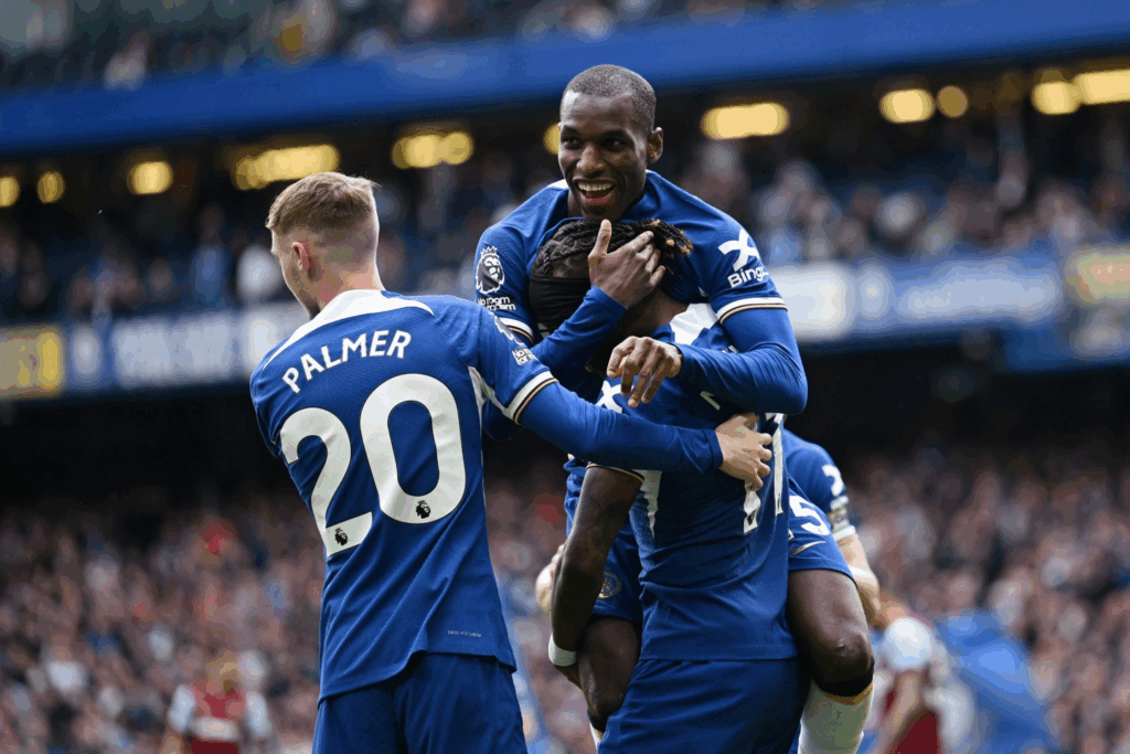 Chelsea: "Hất Ngai Vàng, Leo Lên Đỉnh"